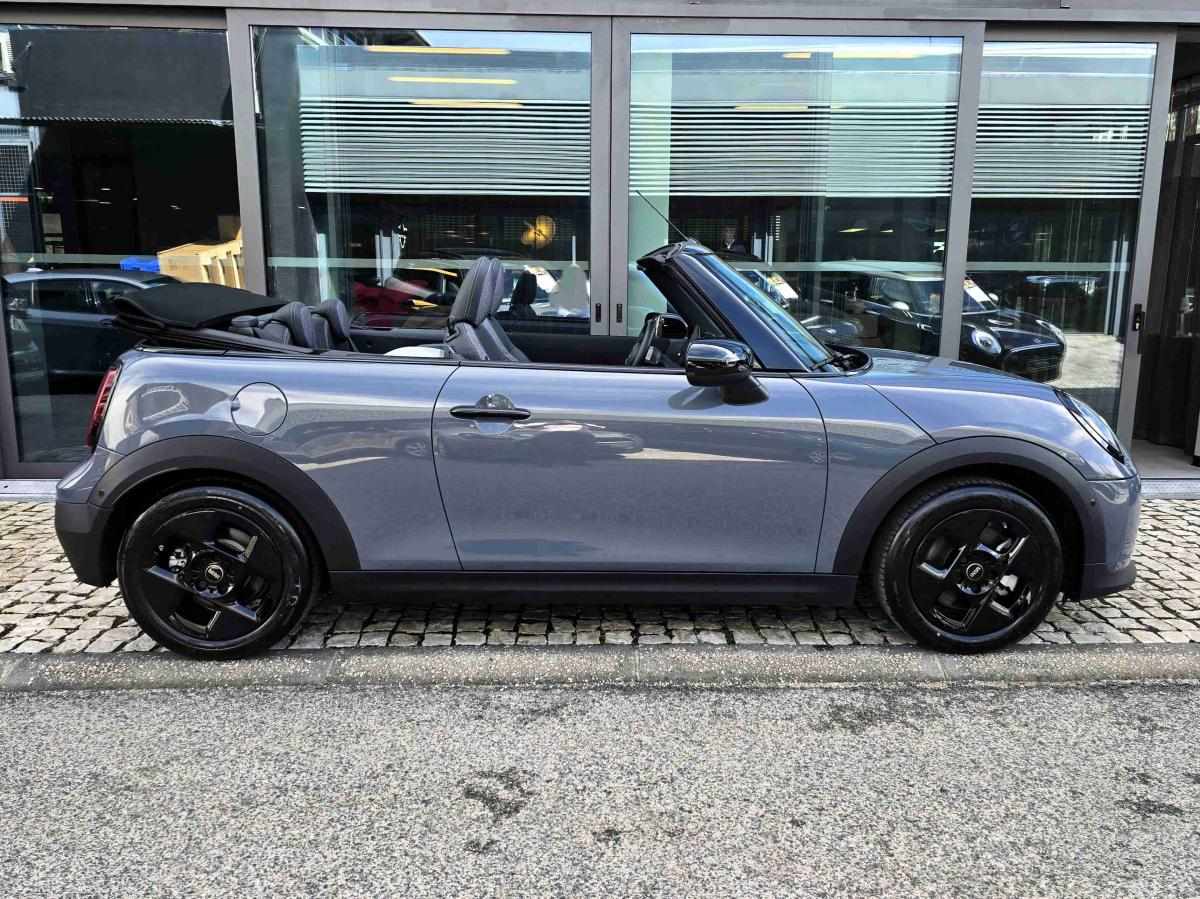 mini-cabrio-2025-gasolina-1998cc