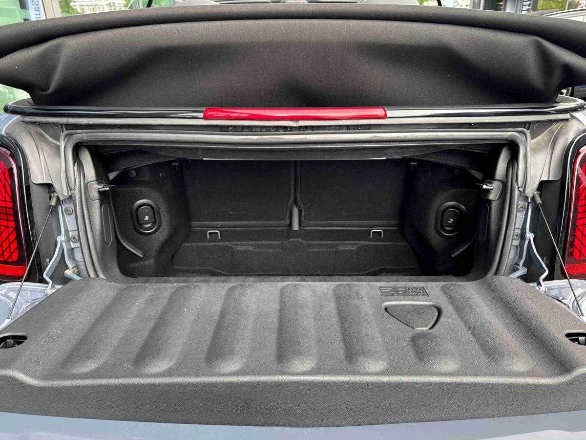 mini-cabrio-2025-gasolina-1998cc