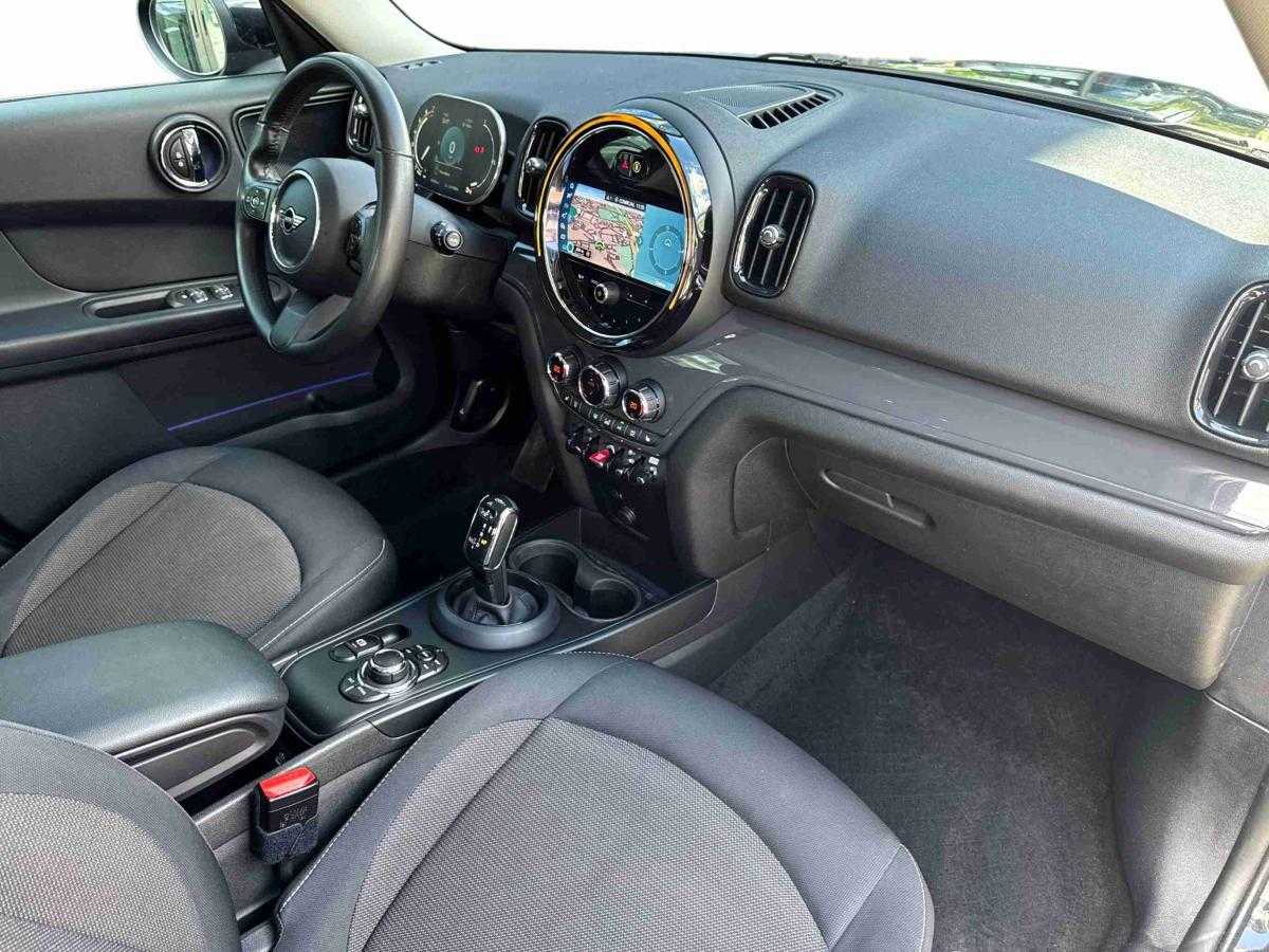 mini-countryman-2022-diesel-1995cc