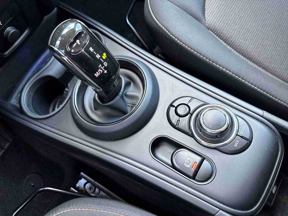 mini-countryman-2022-diesel-1995cc
