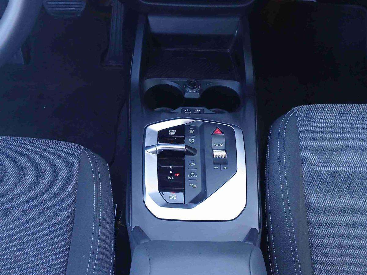 bmw-321-2025-gasolina-1499cc
