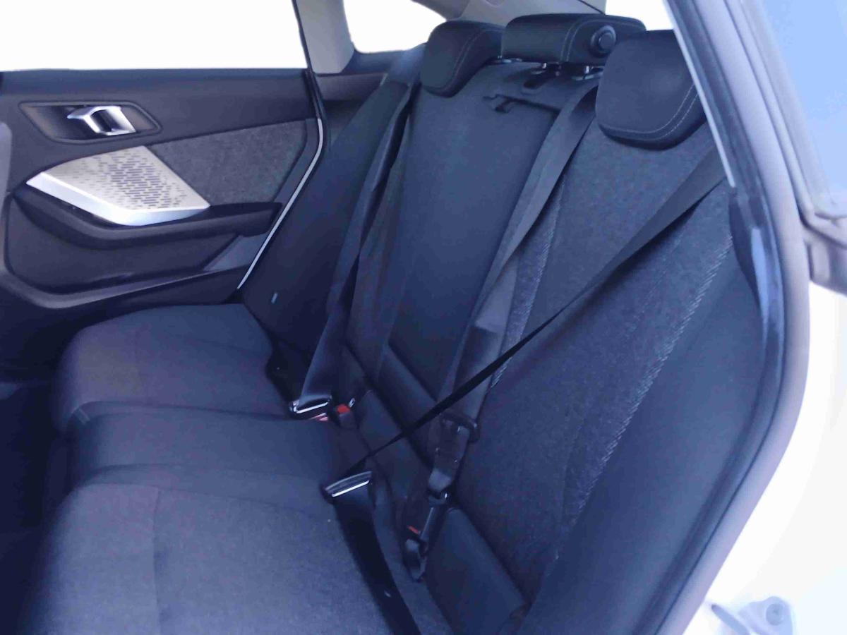 bmw-321-2025-gasolina-1499cc