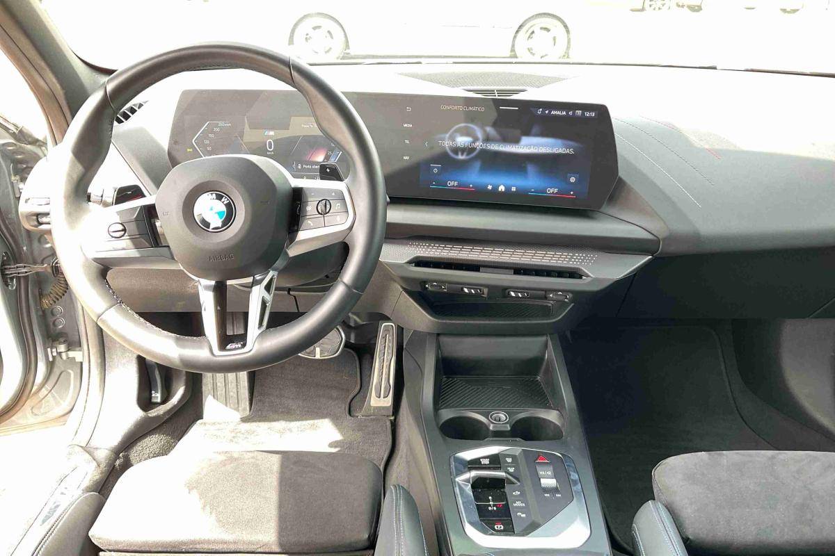 bmw-serie-1-2025-gasolina-1499cc