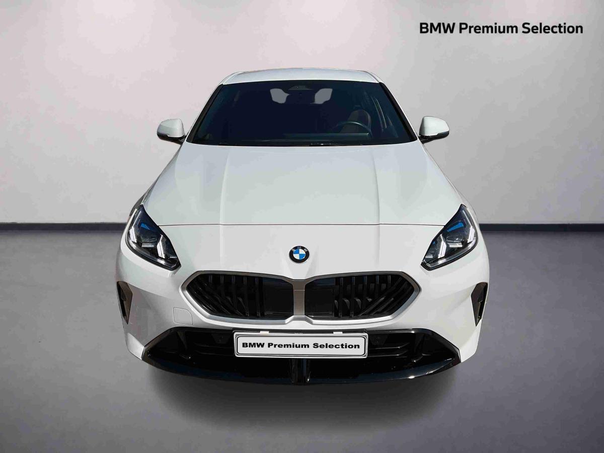 bmw-serie-1-2025-gasolina-1499cc