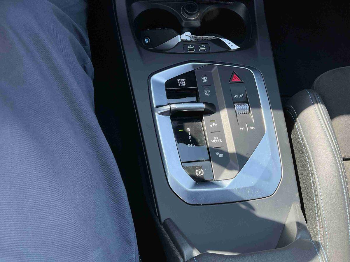 bmw-serie-1-2025-gasolina-1499cc