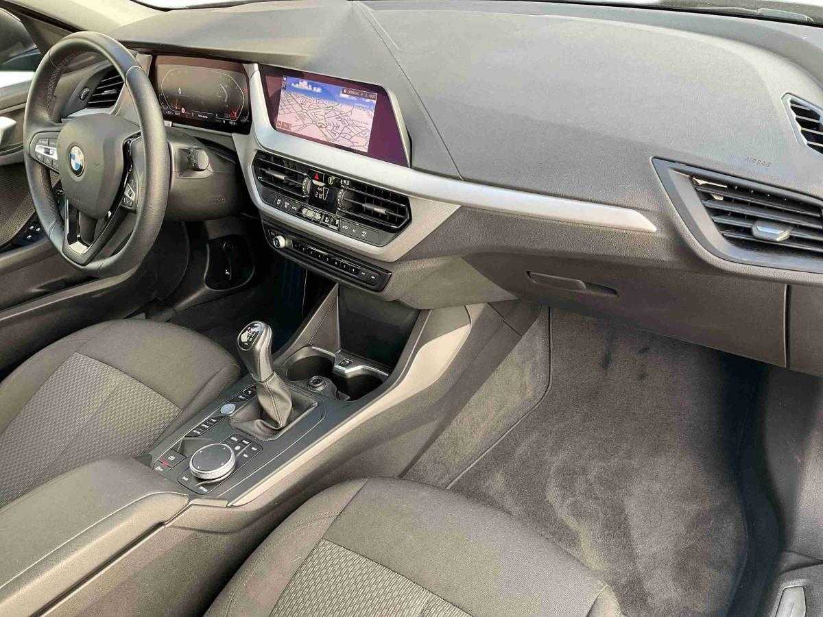 bmw-serie-1-2024-gasolina-1499cc