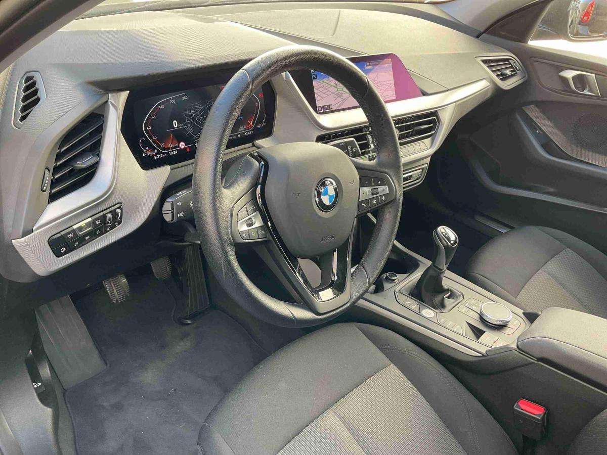 bmw-serie-1-2024-gasolina-1499cc