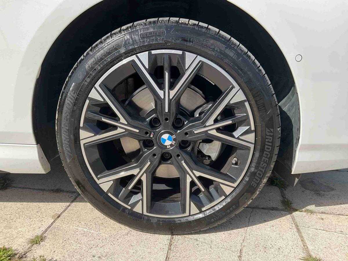 bmw-serie-1-2025-gasolina-1499cc