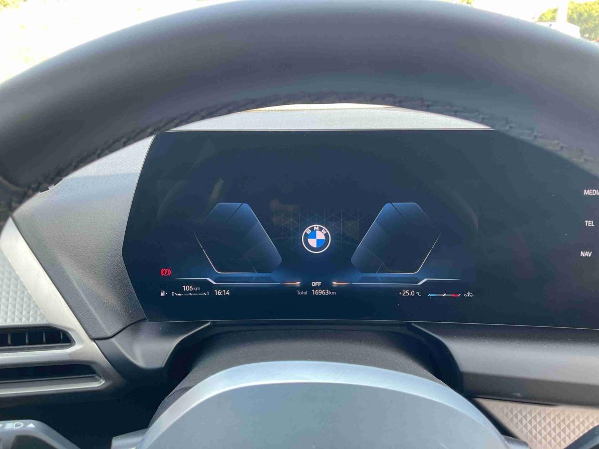 bmw-serie-1-2025-gasolina-1499cc