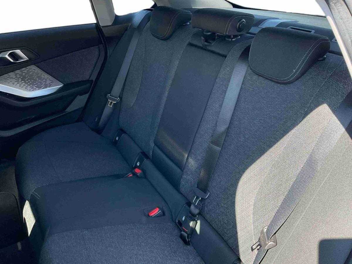 bmw-321-2025-gasolina-1499cc