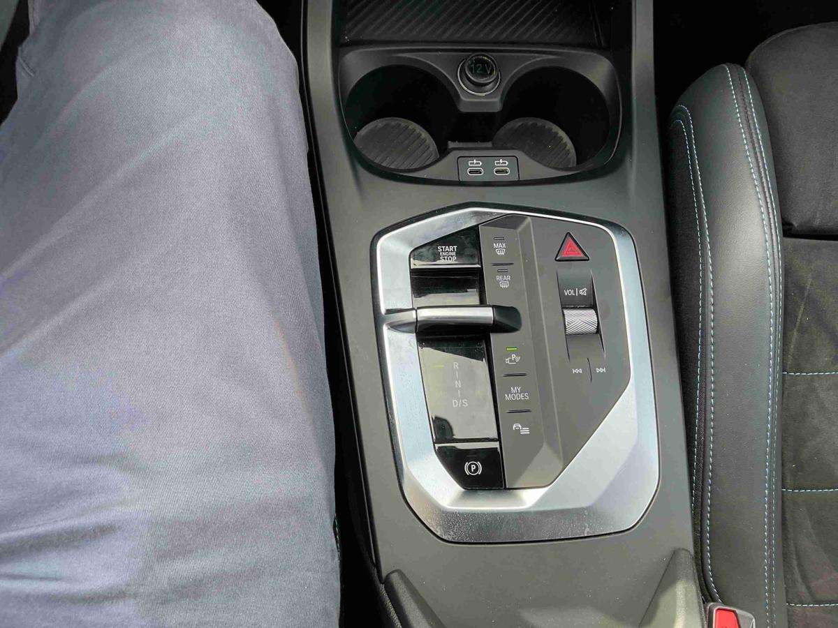 bmw-serie-1-2025-gasolina-1499cc