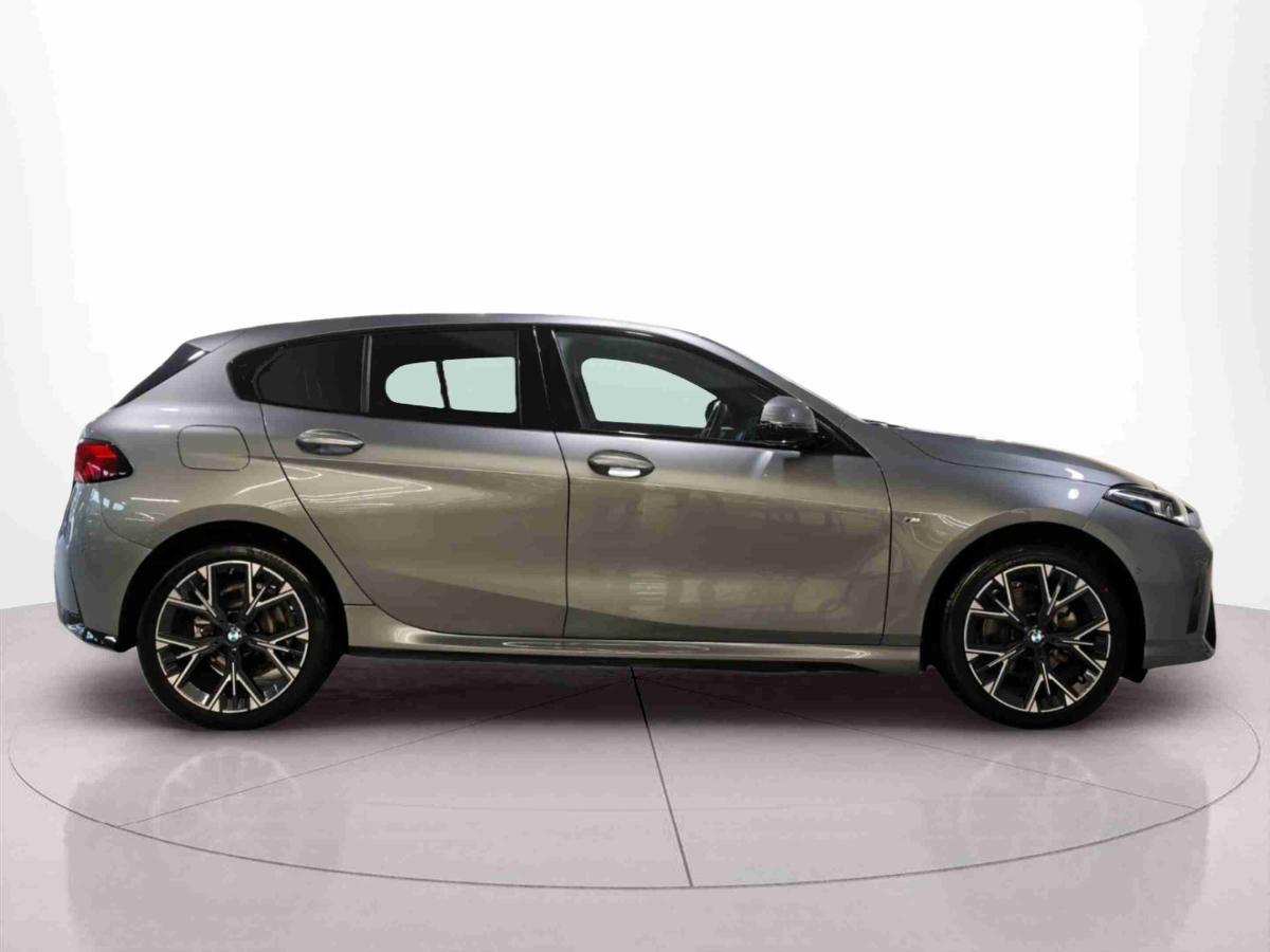 bmw-serie-1-2025-gasolina-1499cc