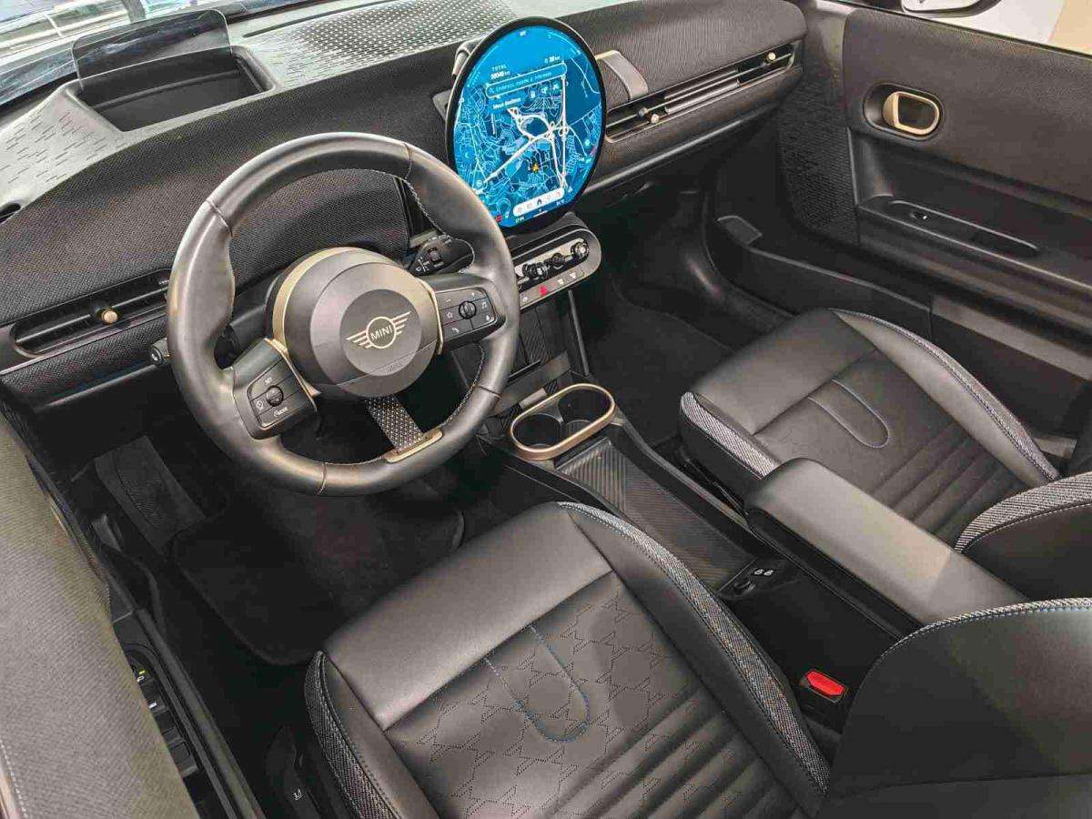 mini-cabrio-2025-gasolina-1998cc