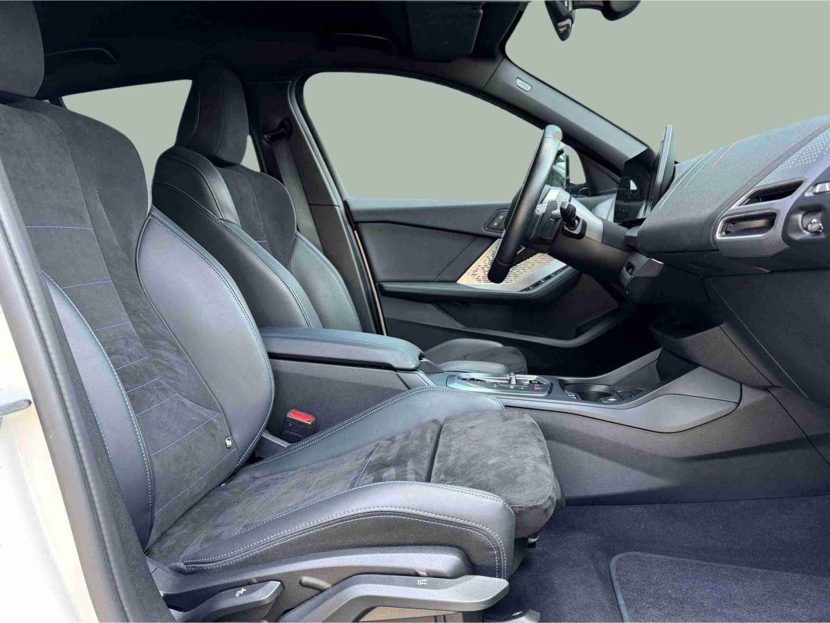 bmw-serie-1-2025-gasolina-1499cc