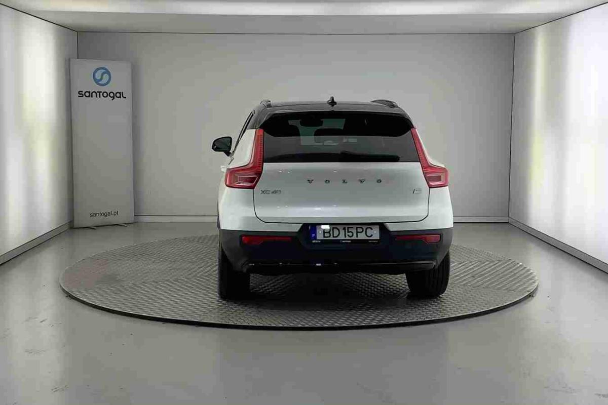 volvo-xc40-2023-eletrico-0cc
