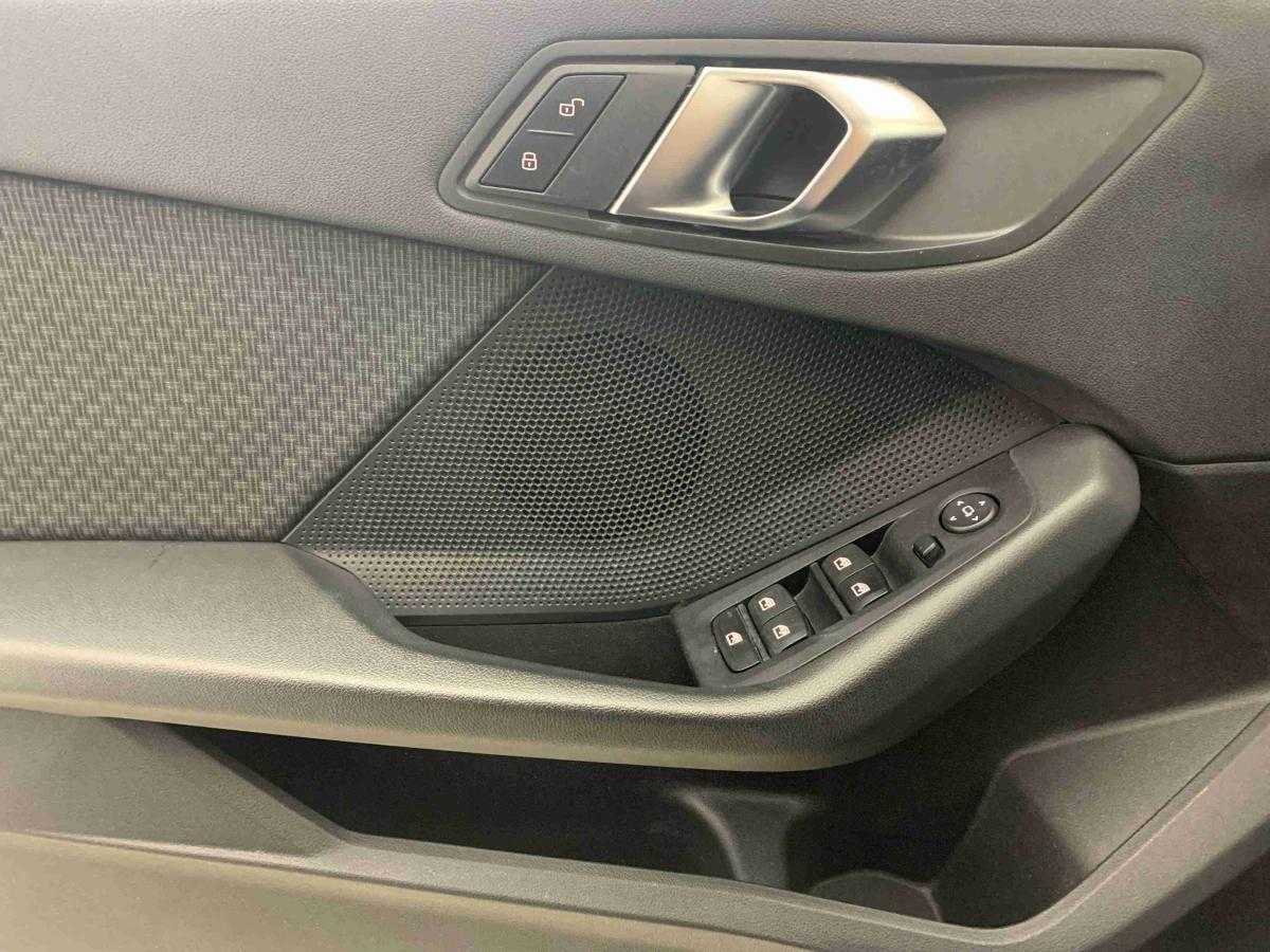 bmw-serie-1-2023-diesel-1496cc
