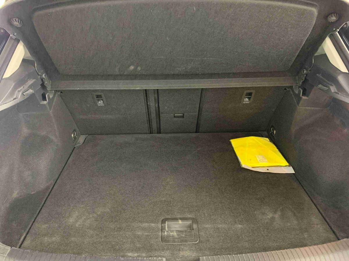 volkswagen-t-roc-2024-gasolina-999cc