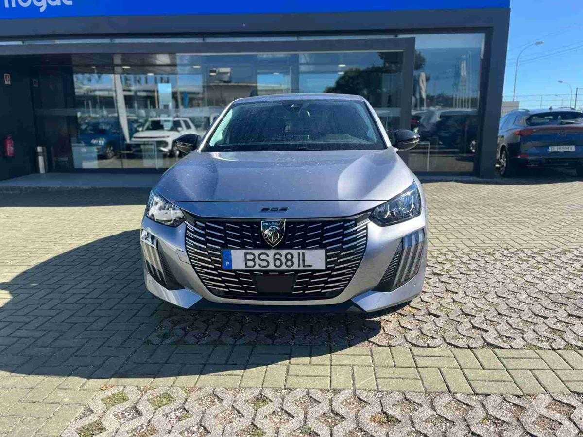 peugeot-208-2025-gasolina-1199cc