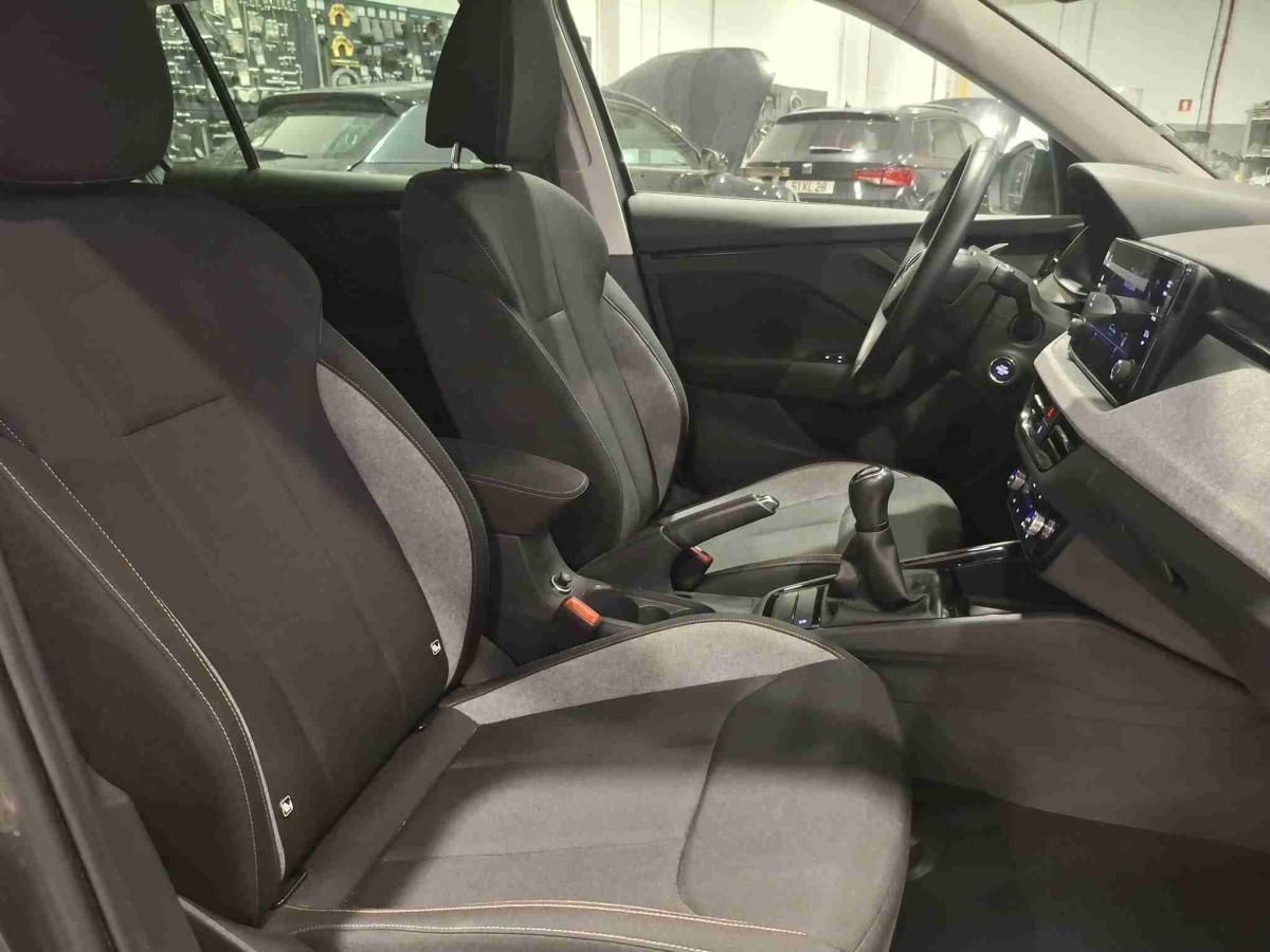 skoda-kamiq-2025-gasolina-999cc