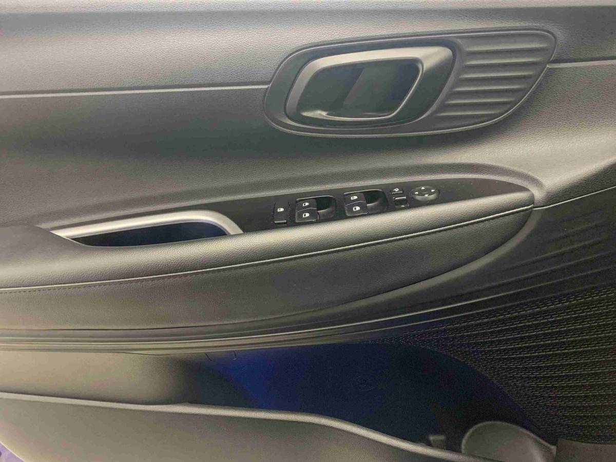 hyundai-bayon-2023-gasolina-998cc