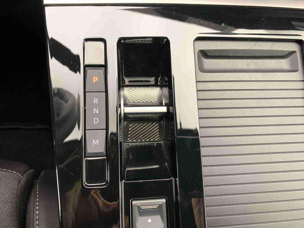 opel-astra-2025-gasolina-1199cc