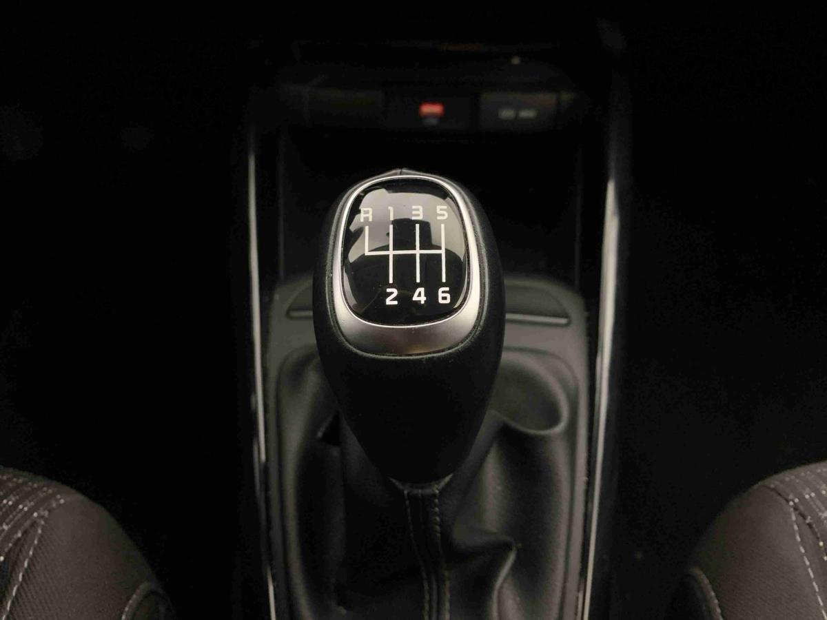 kia-stonic-2025-gasolina-998cc