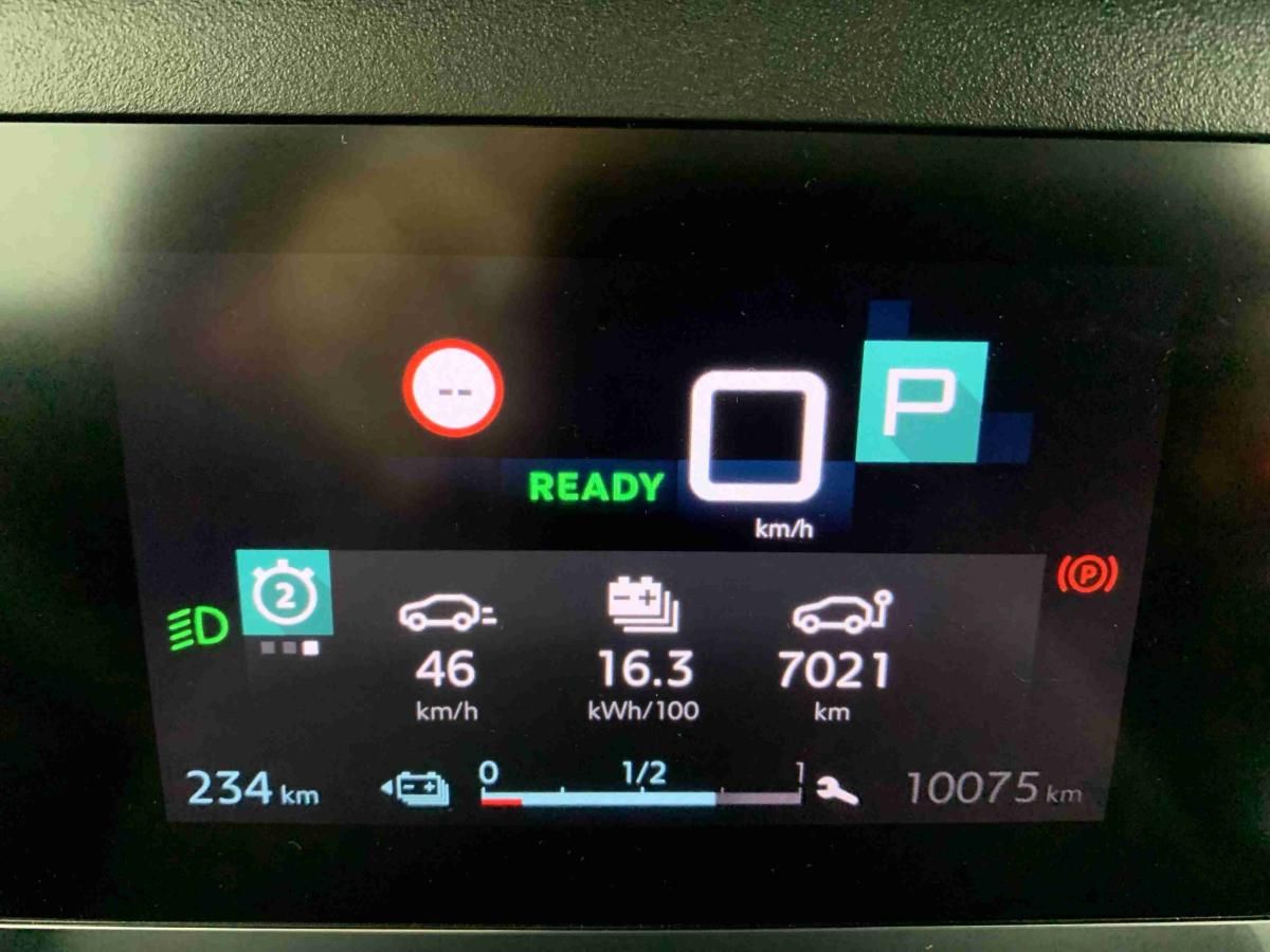 citroen-e-c4-2023-eletrico-0cc