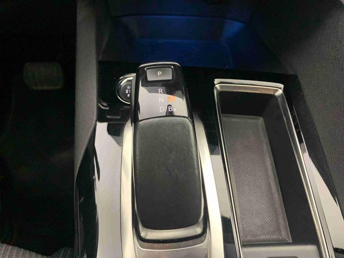 peugeot-3008-2022-hibrido-1598cc