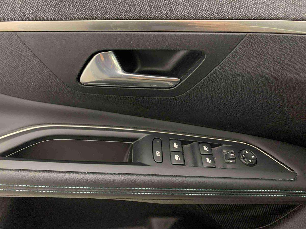 peugeot-3008-2022-hibrido-1598cc
