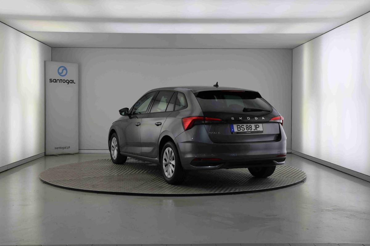 skoda-scala-2025-gasolina-999cc