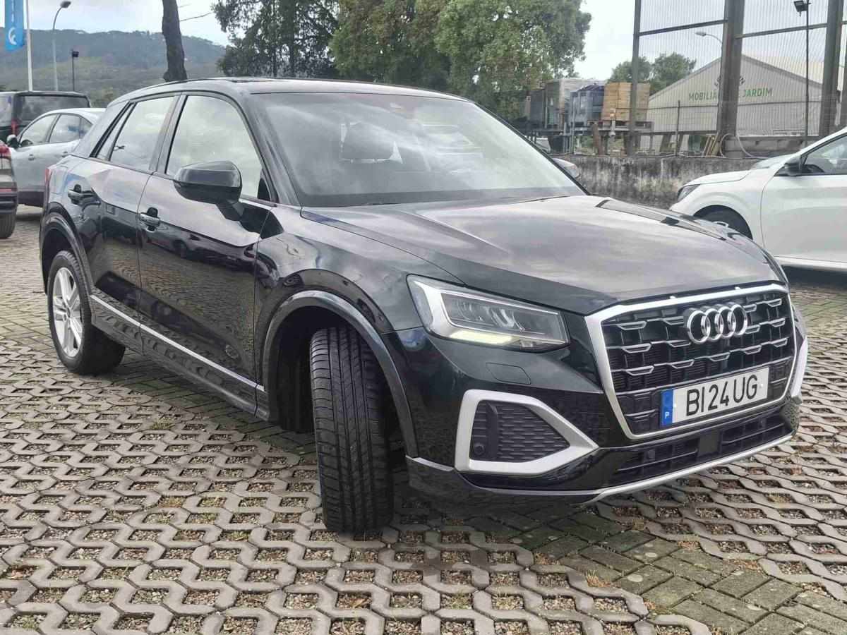 audi-q2-2024-gasolina-999cc