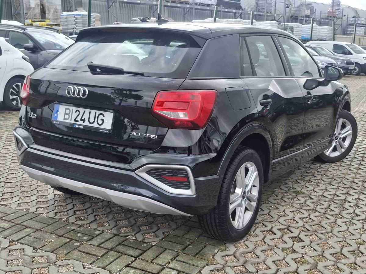 audi-q2-2024-gasolina-999cc