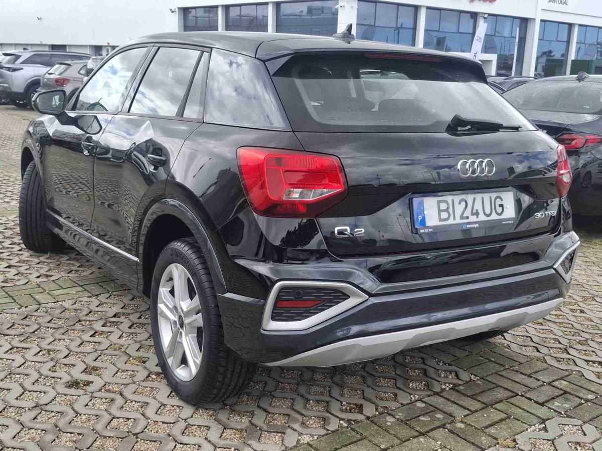 audi-q2-2024-gasolina-999cc