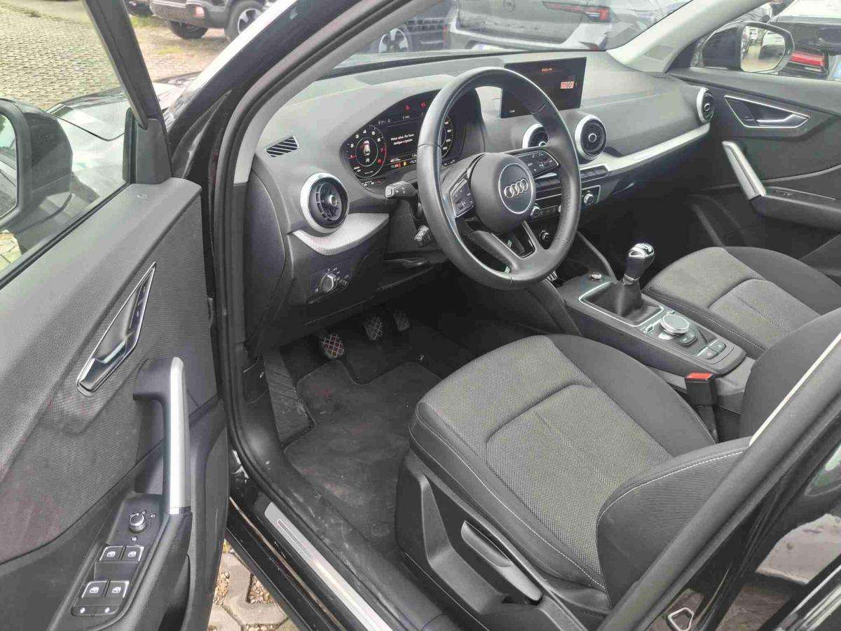 audi-q2-2024-gasolina-999cc