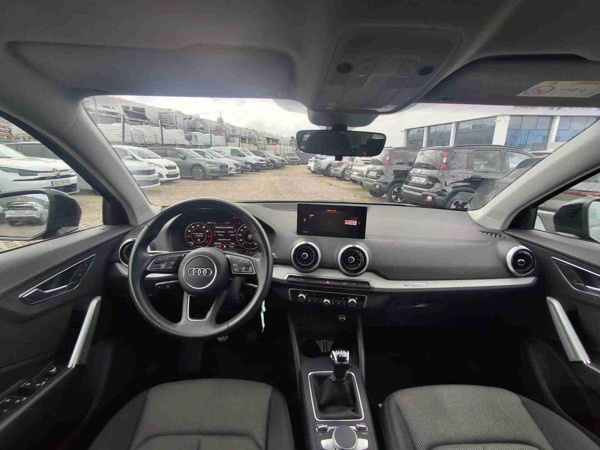 audi-q2-2024-gasolina-999cc