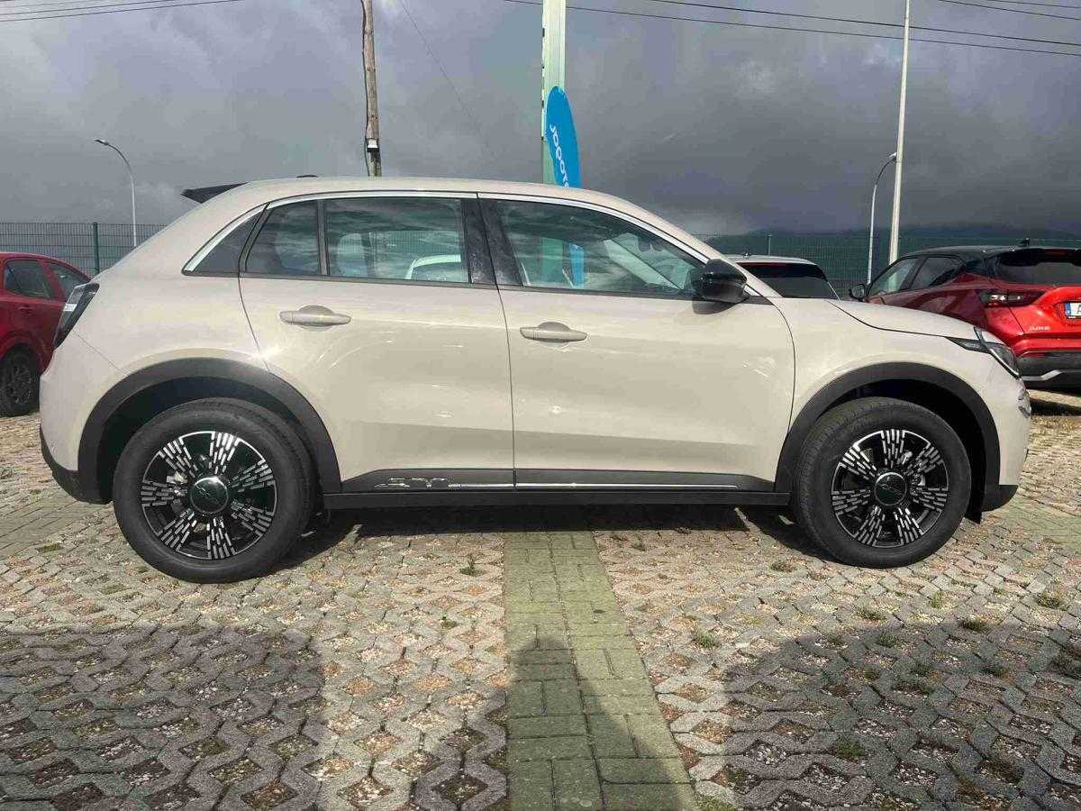 fiat-600-2025-gasolina-1199cc