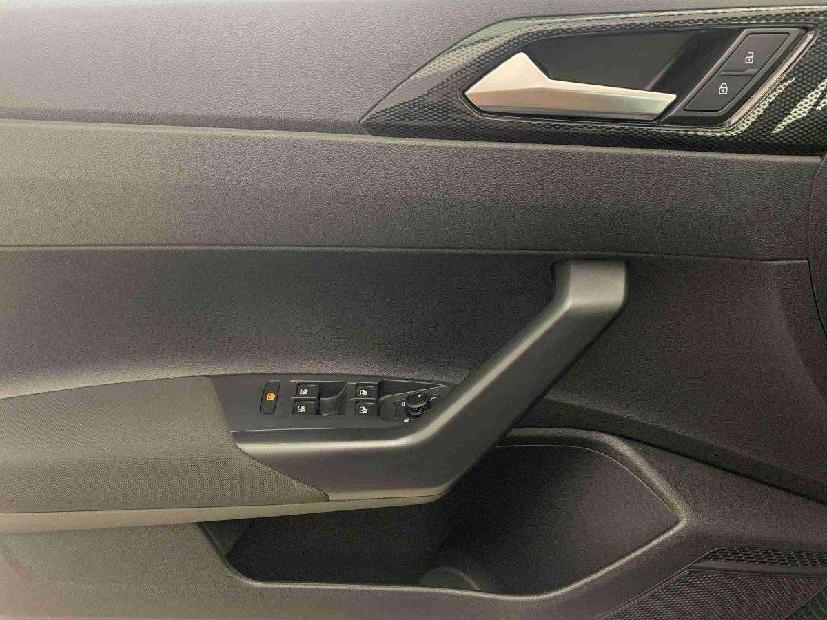 volkswagen-taigo-2025-gasolina-999cc