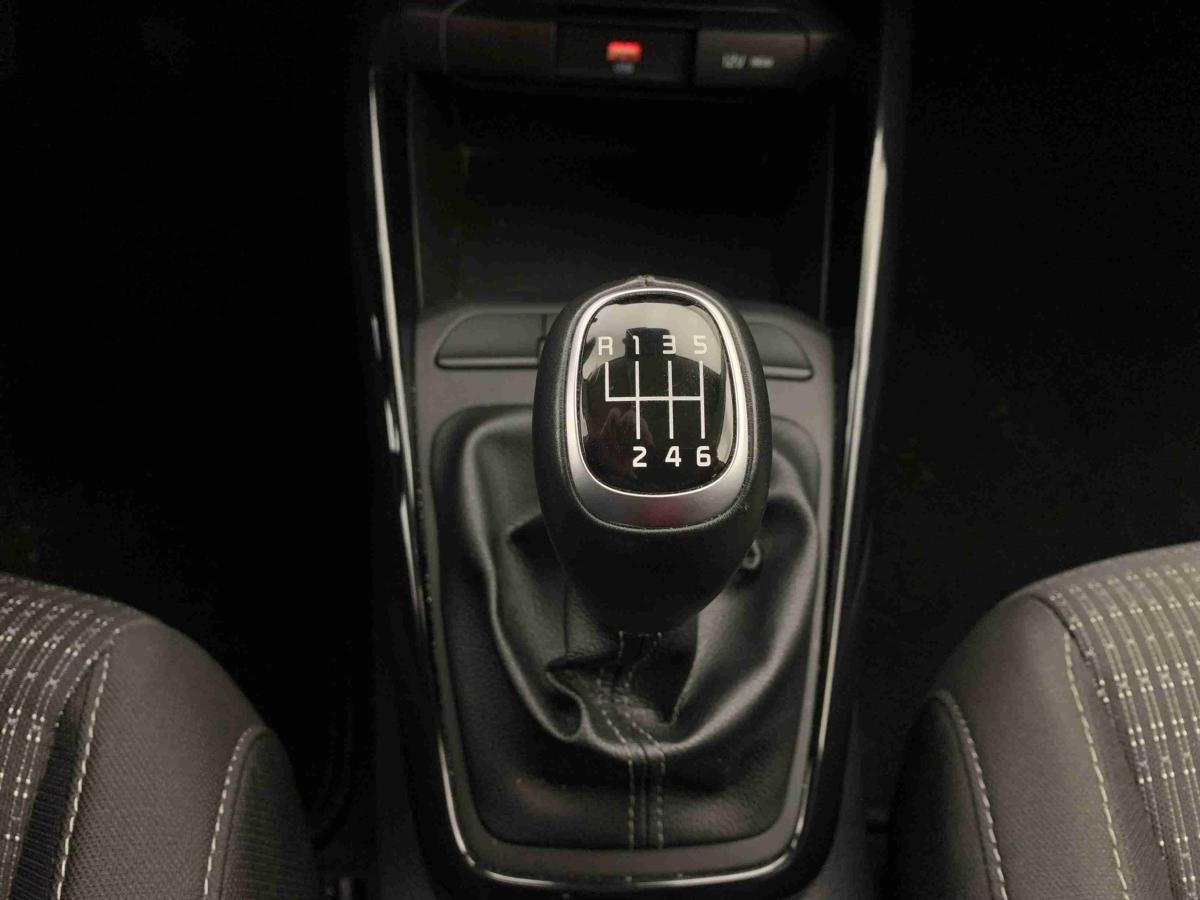 kia-stonic-2025-gasolina-998cc