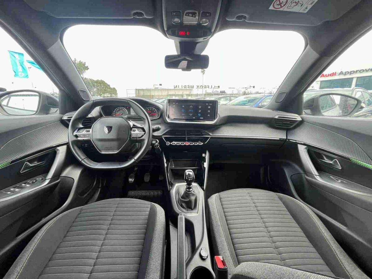 peugeot-2008-2024-gasolina-1199cc