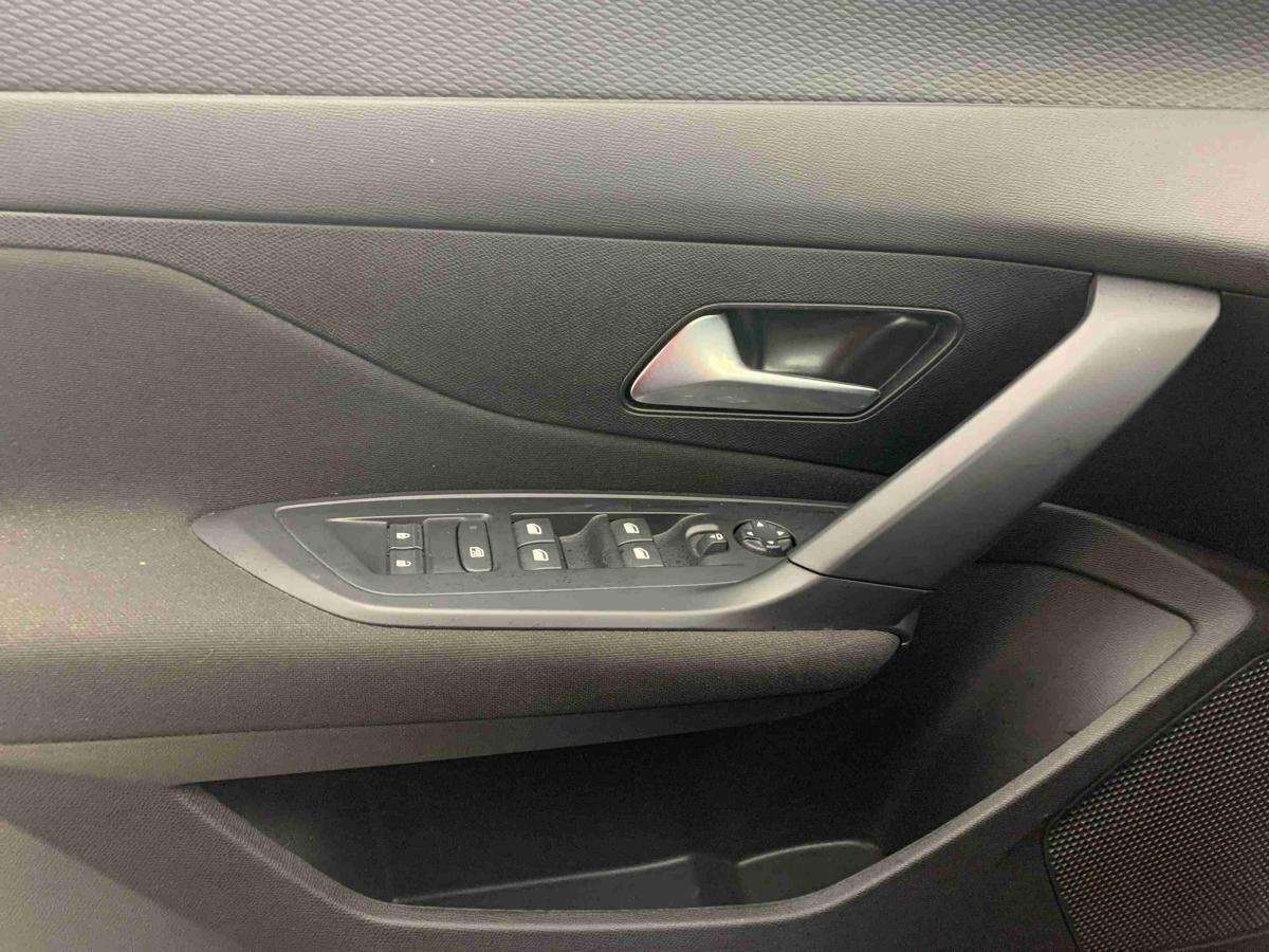 peugeot-308-sw-2025-gasolina-1199cc