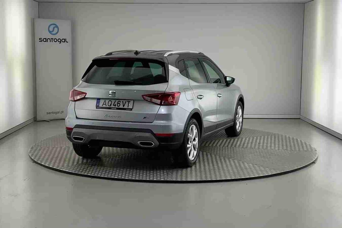 seat-arona-2022-gasolina-999cc