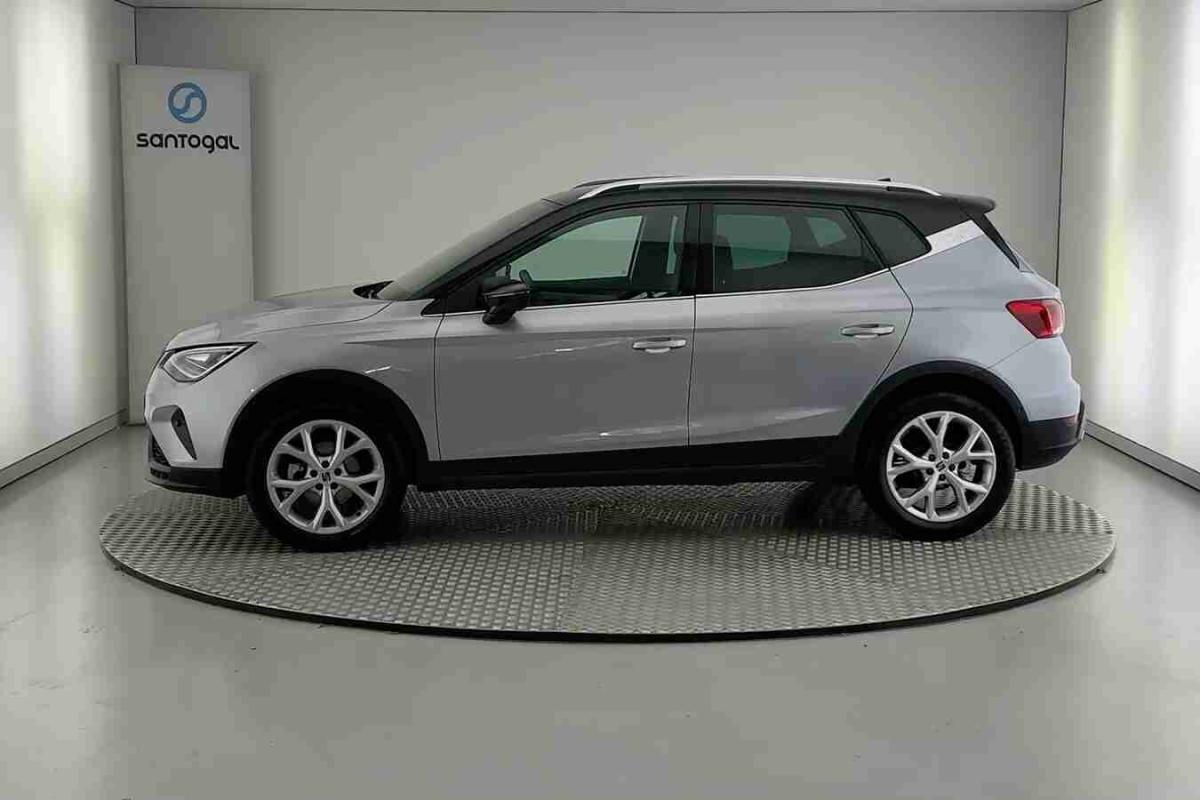seat-arona-2022-gasolina-999cc