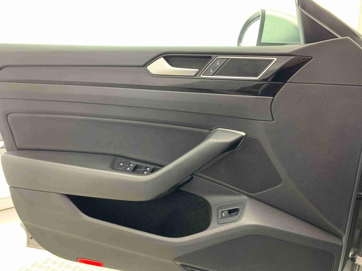 volkswagen-arteon-2019-diesel-1968cc