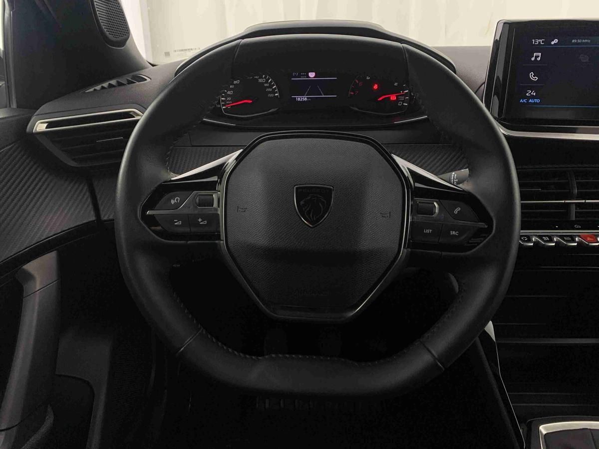 peugeot-2008-2025-gasolina-1199cc
