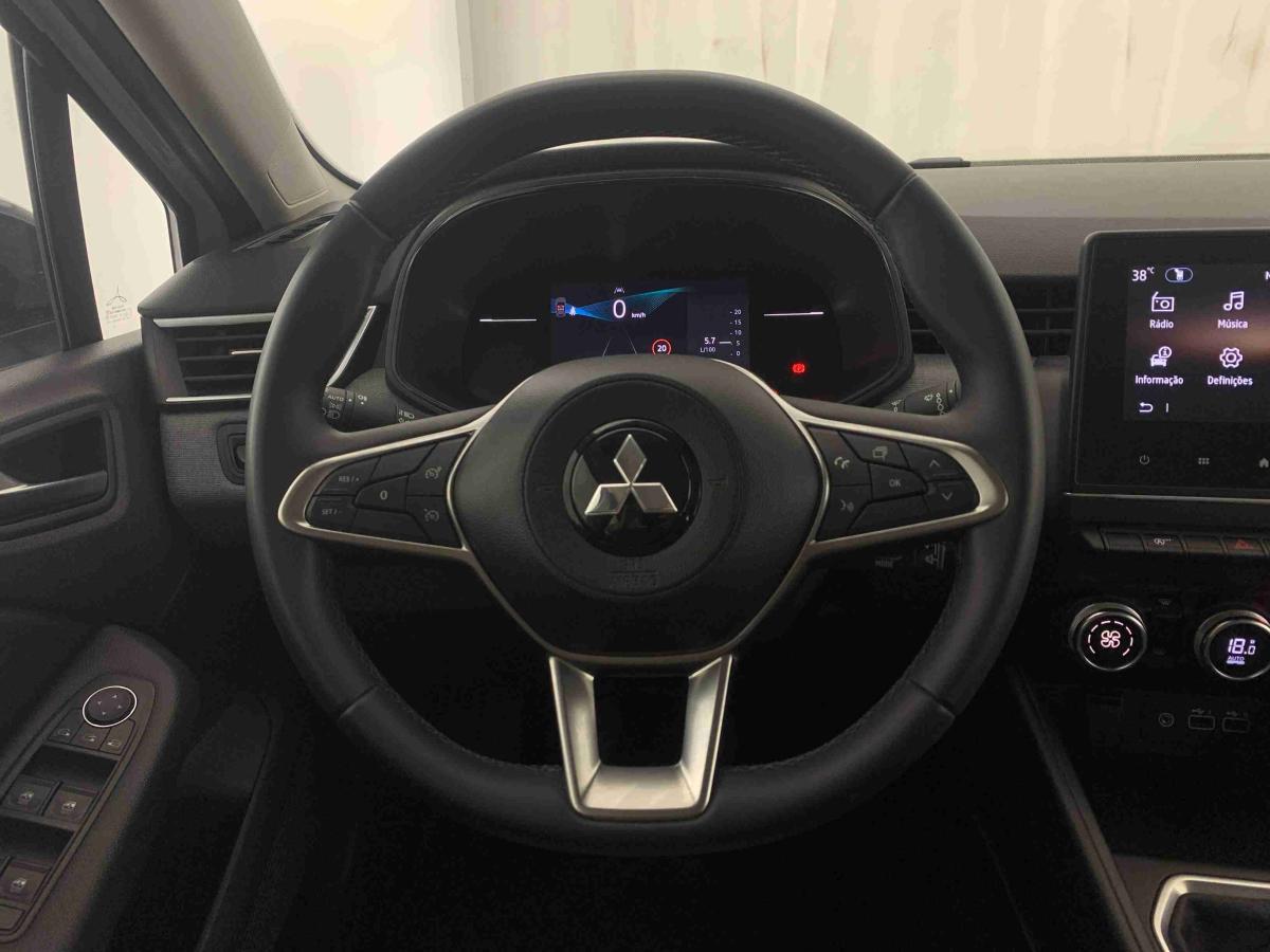 mitsubishi-colt-2025-gasolina-999cc