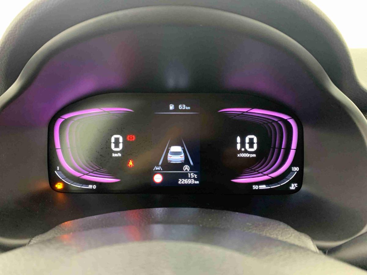 kia-stonic-2025-gasolina-998cc