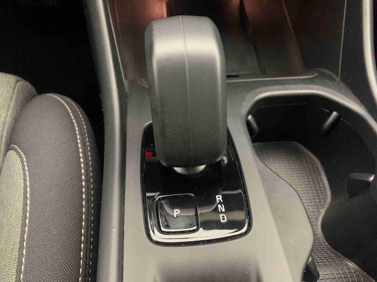 volvo-xc40-2024-gasolina-1477cc