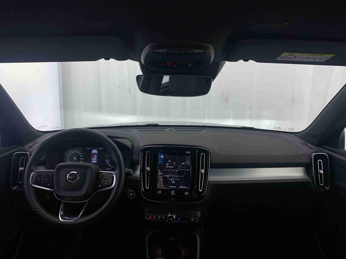 volvo-xc40-2024-gasolina-1477cc