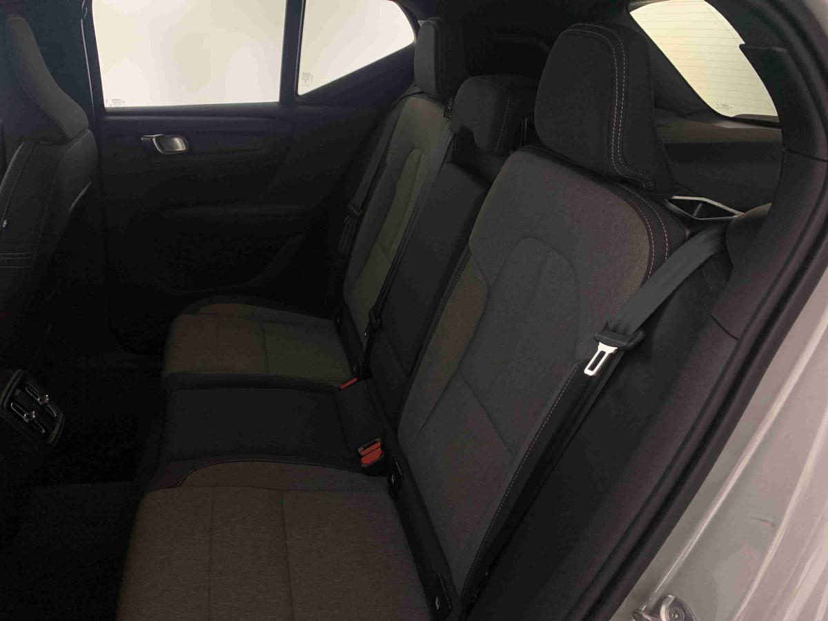 volvo-xc40-2024-gasolina-1477cc