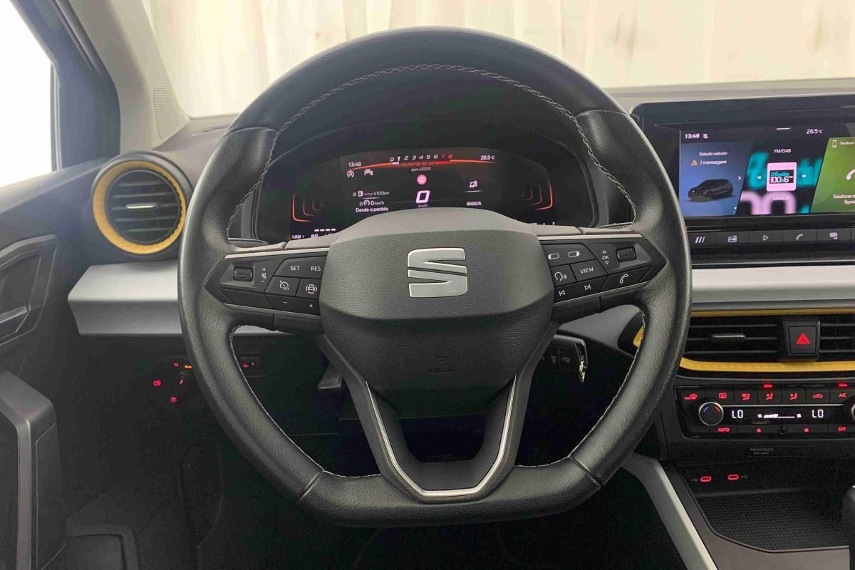 seat-arona-2025-gasolina-999cc